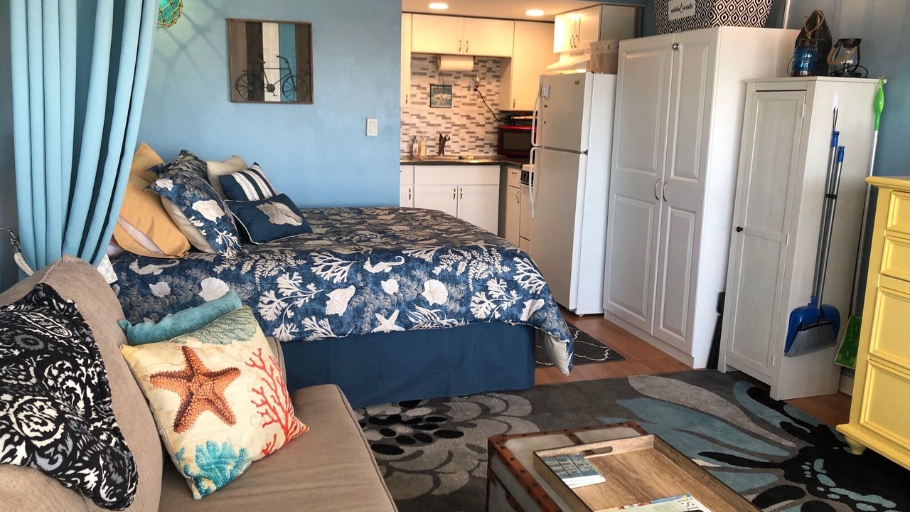 Photo of Bedroom in Atlantic Beach