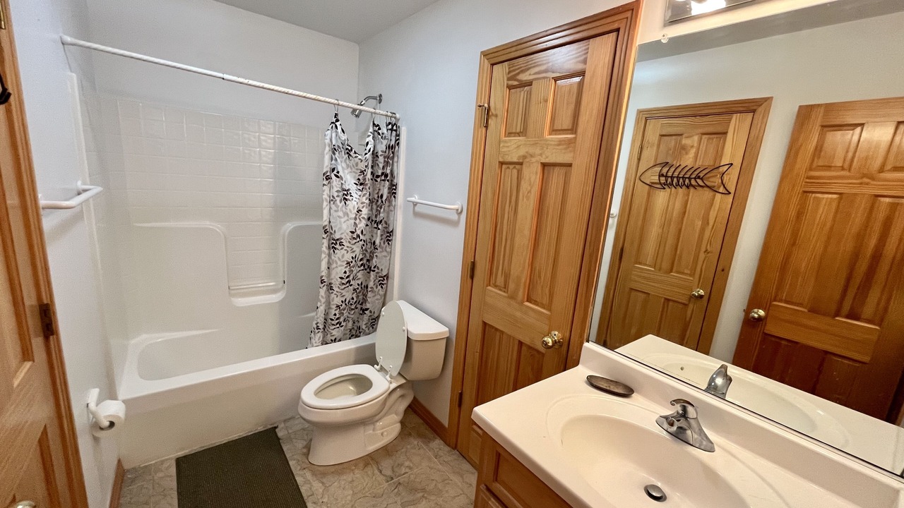 Photo of Bathroom in Duck