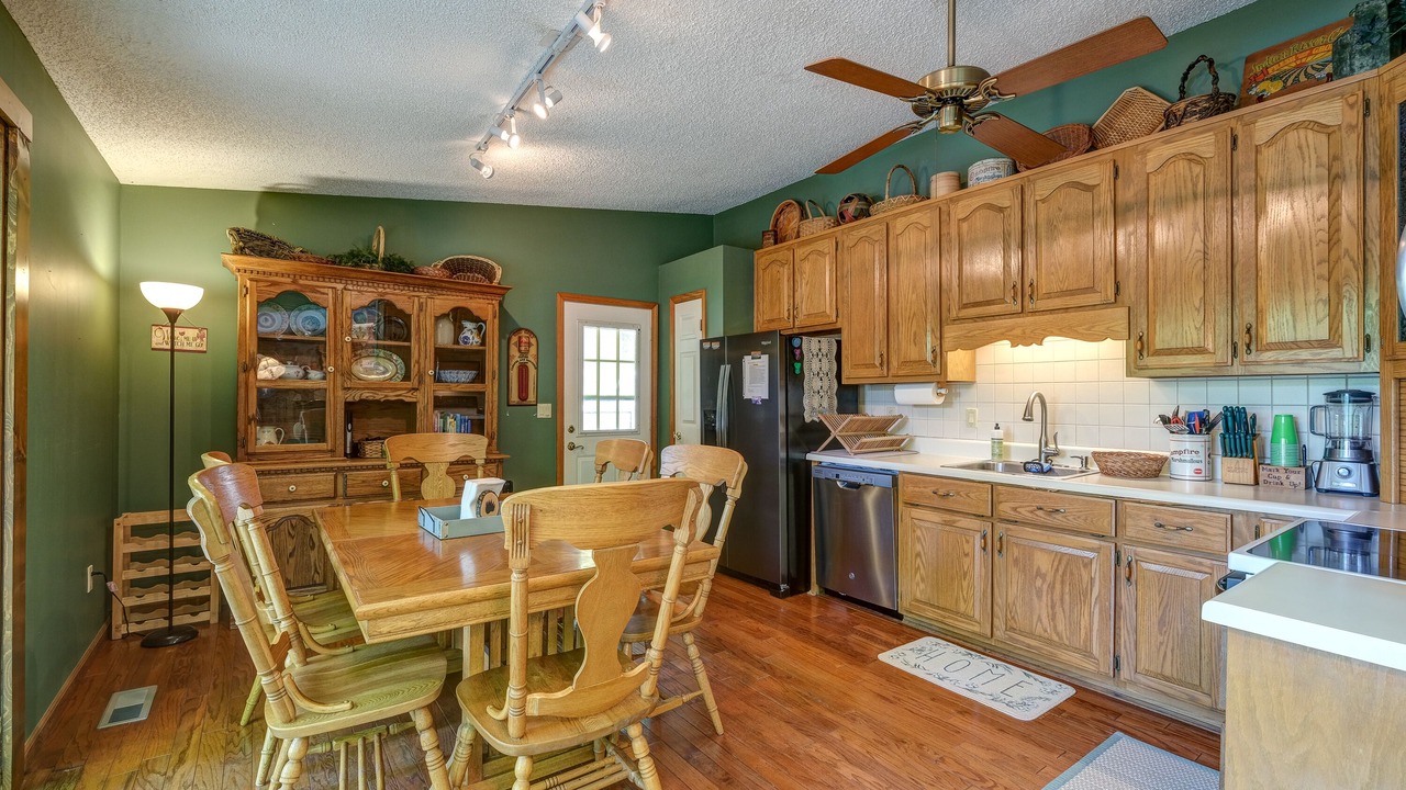 Photo of Kitchen in Unaka