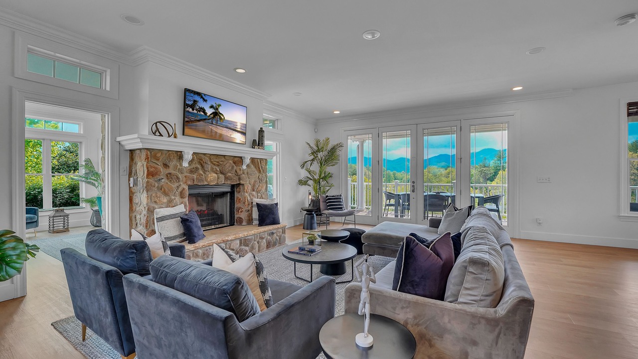Photo of Livingroom in Leicester