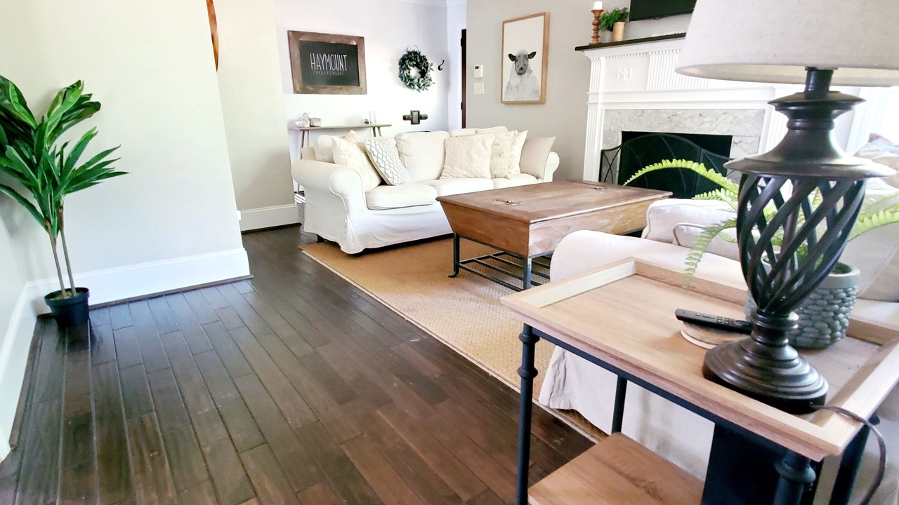 Photo of Livingroom in Terry Sanford