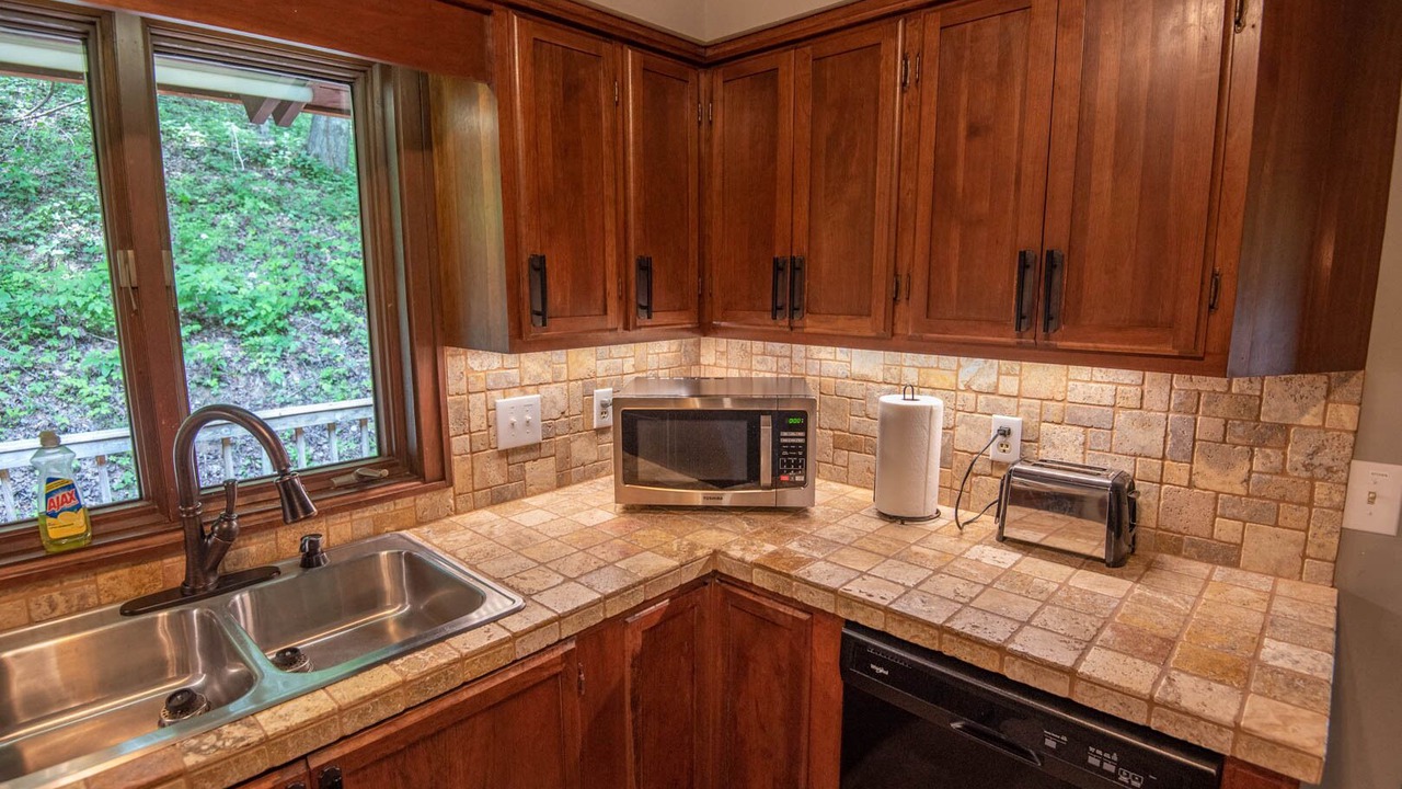Photo of Kitchen in Grassy Creek