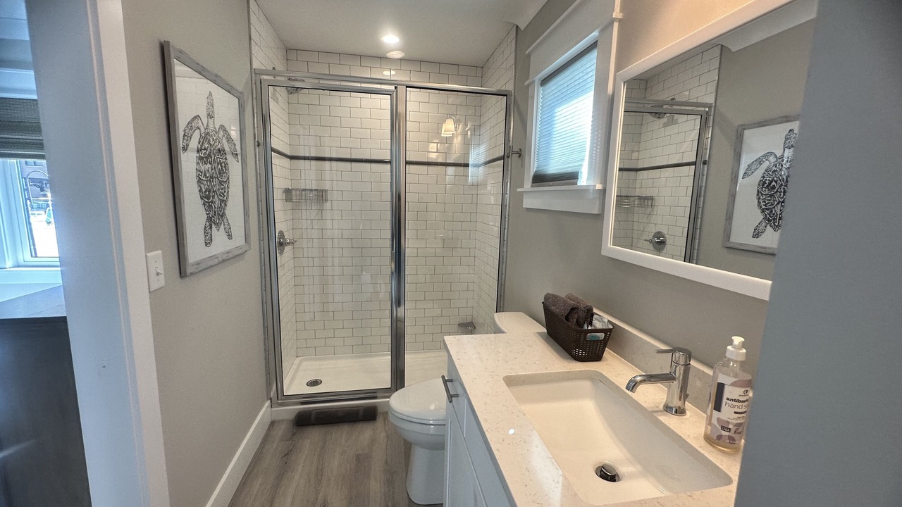 Photo of Bathroom in River District