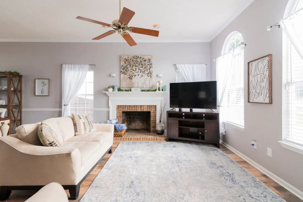 Photo of Livingroom in Paw Creek