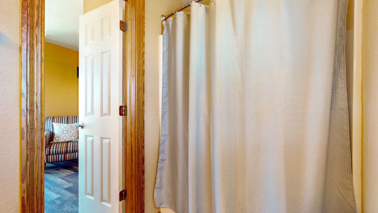 Photo of Bathroom in Waves