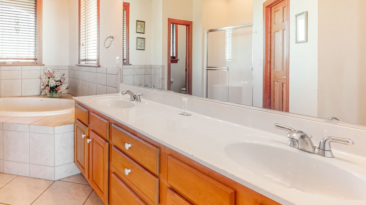 Photo of Bathroom in Hatteras