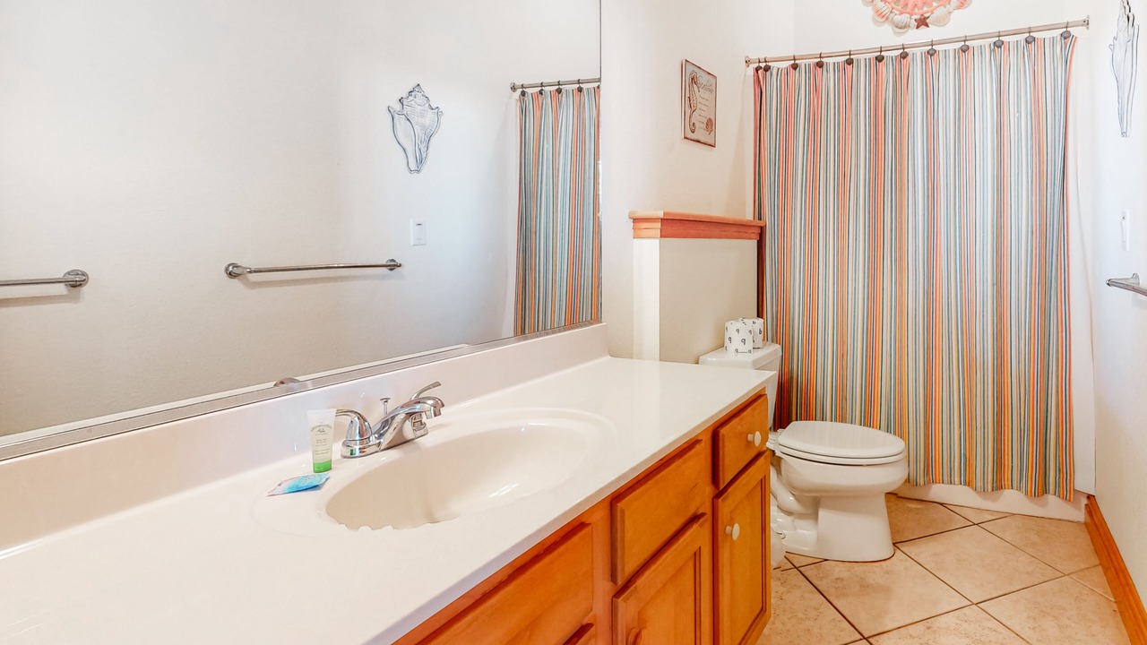 Photo of Bathroom in Hatteras