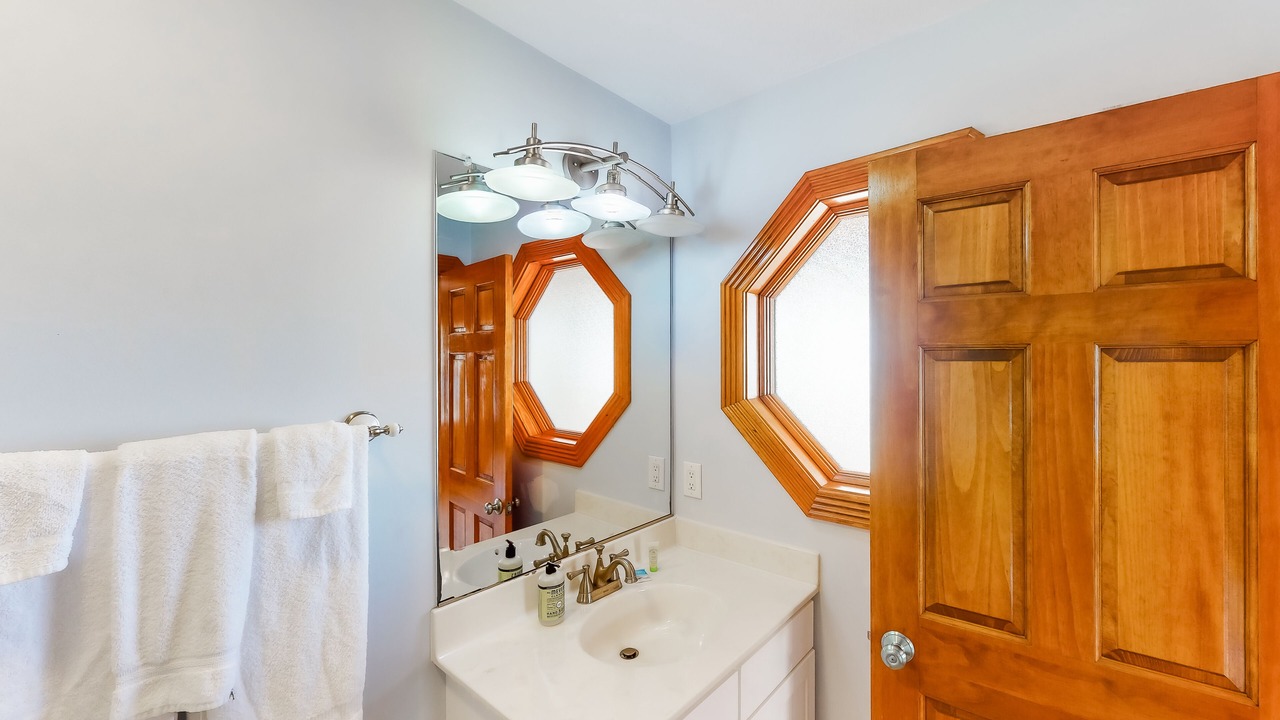 Photo of Bathroom in Sunset Village