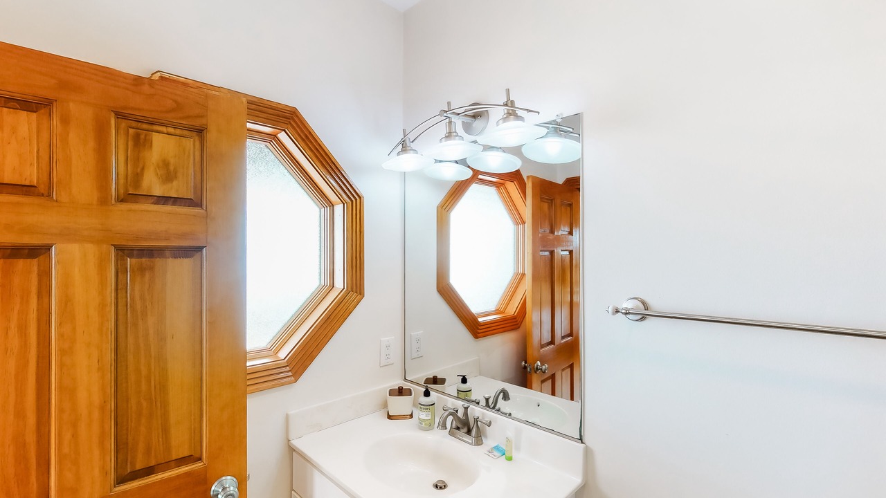 Photo of Bathroom in Sunset Village