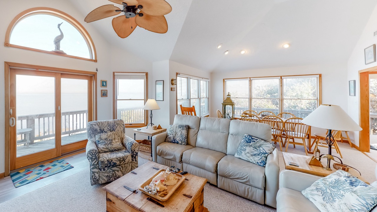 Photo of Livingroom in Buxton