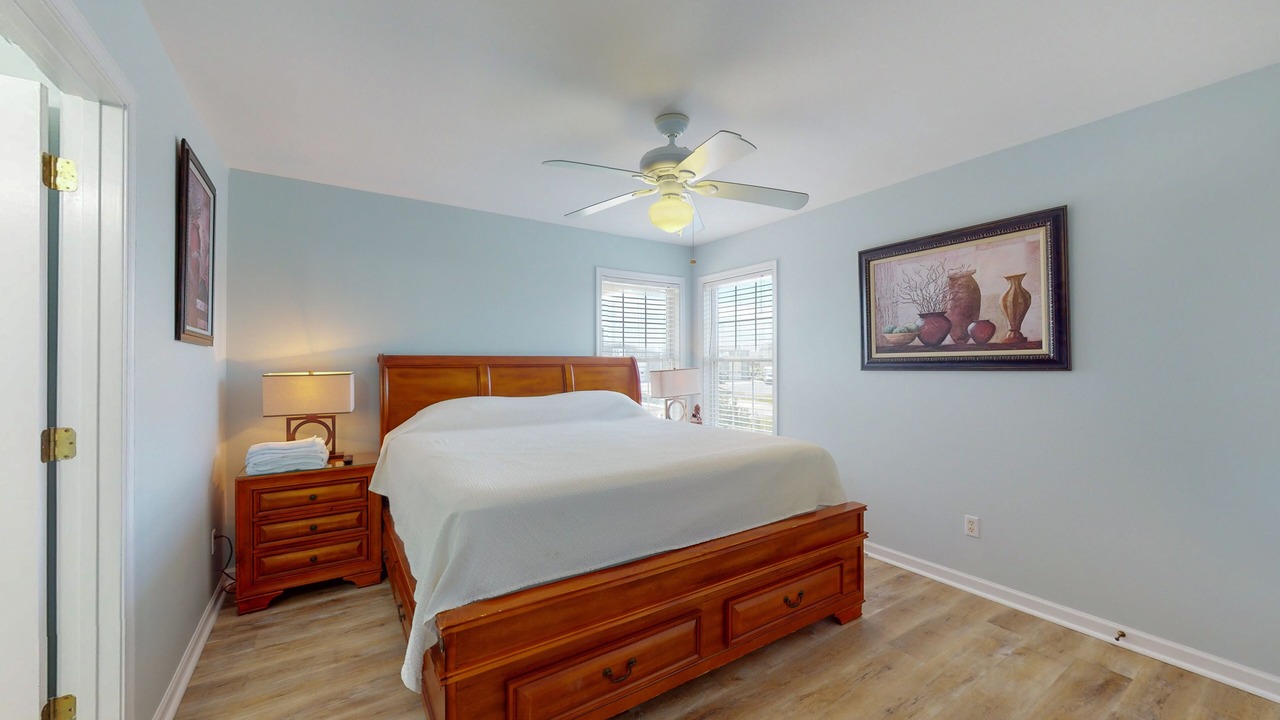 Photo of Bedroom in Wind Over Waves