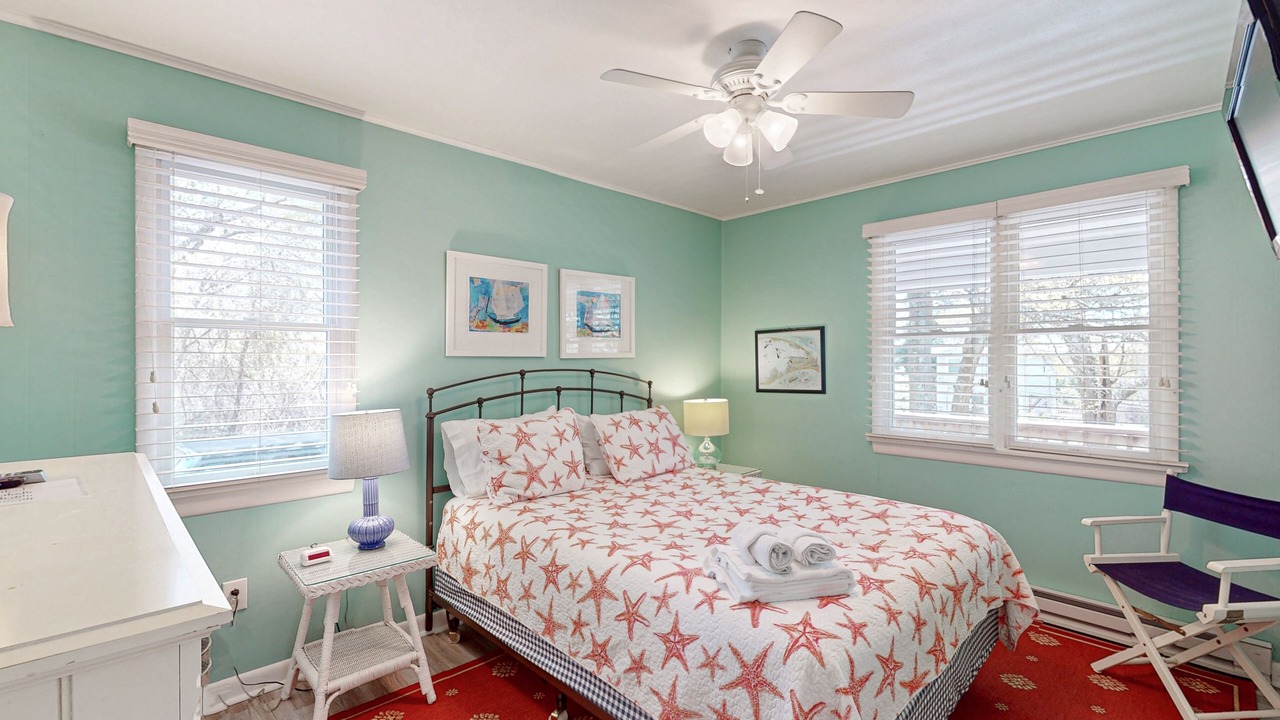 Photo of Bedroom in Indiantown Shores