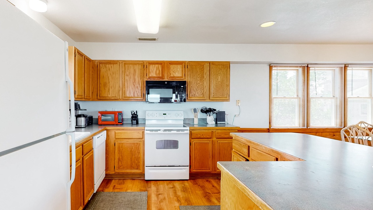 Photo of Kitchen in Brigands' Bay