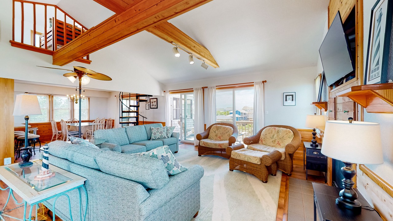 Photo of Livingroom in Brigands' Bay
