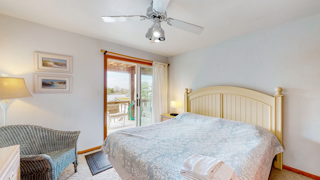 Photo of Bedroom in Brigands' Bay