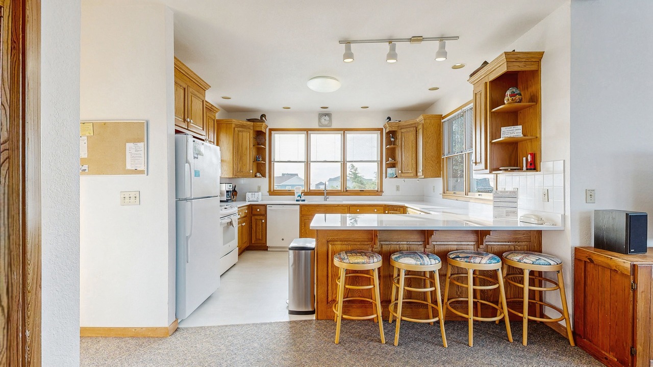 Photo of Kitchen in Brigands' Bay