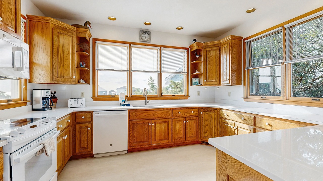 Photo of Kitchen in Brigands' Bay
