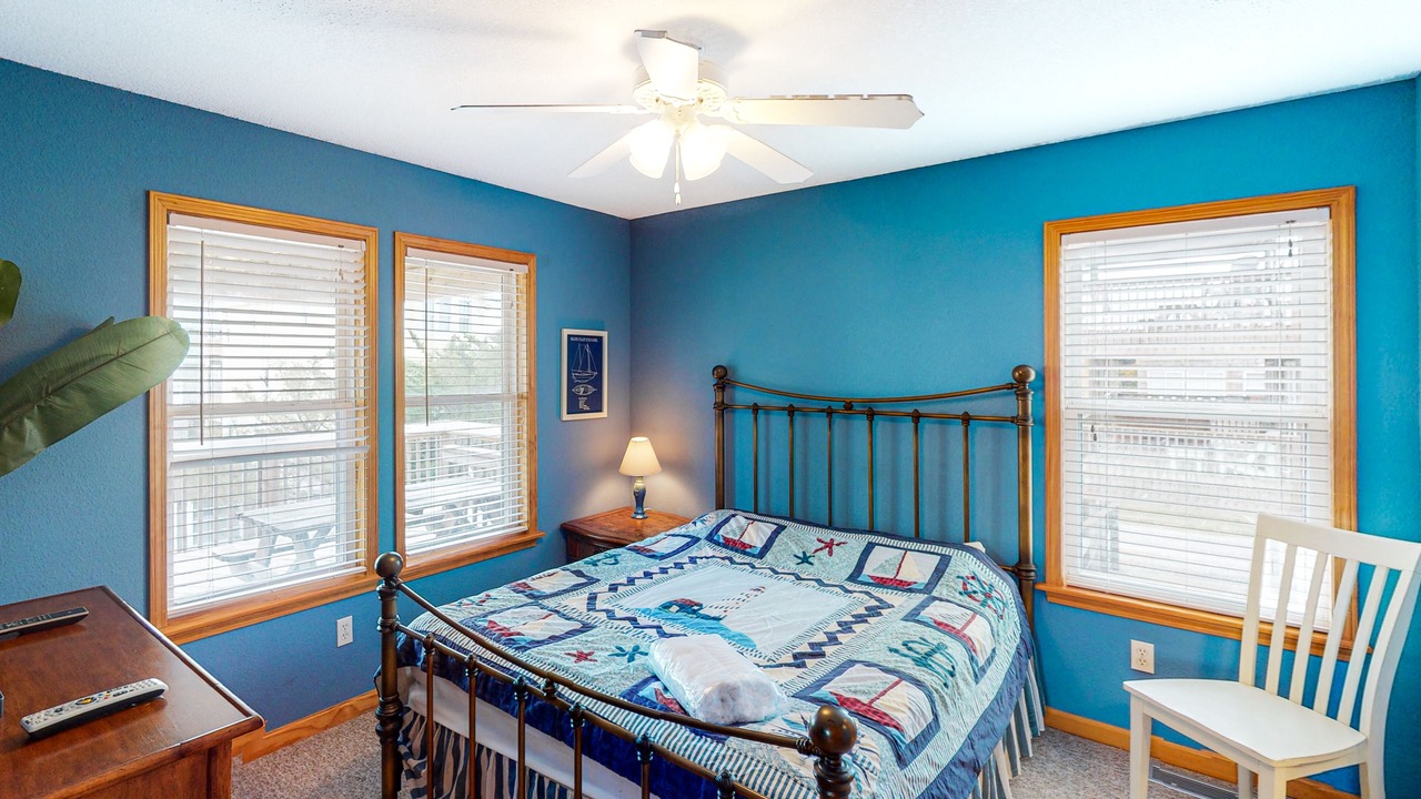 Photo of Bedroom in Hatteras