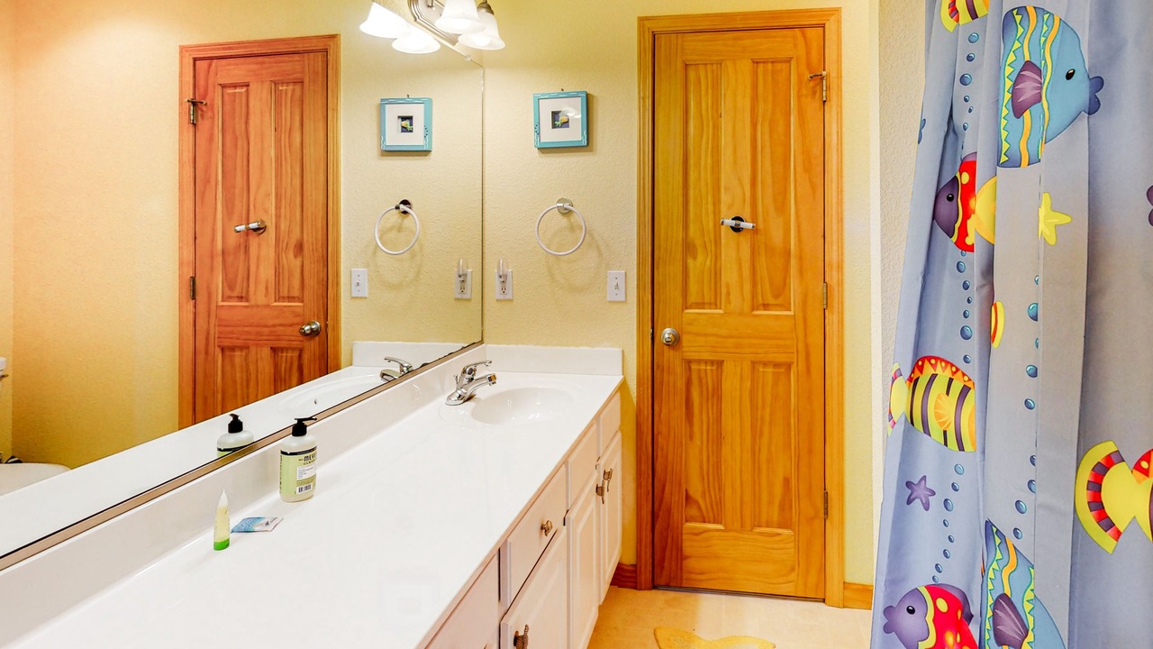 Photo of Bathroom in Hatteras