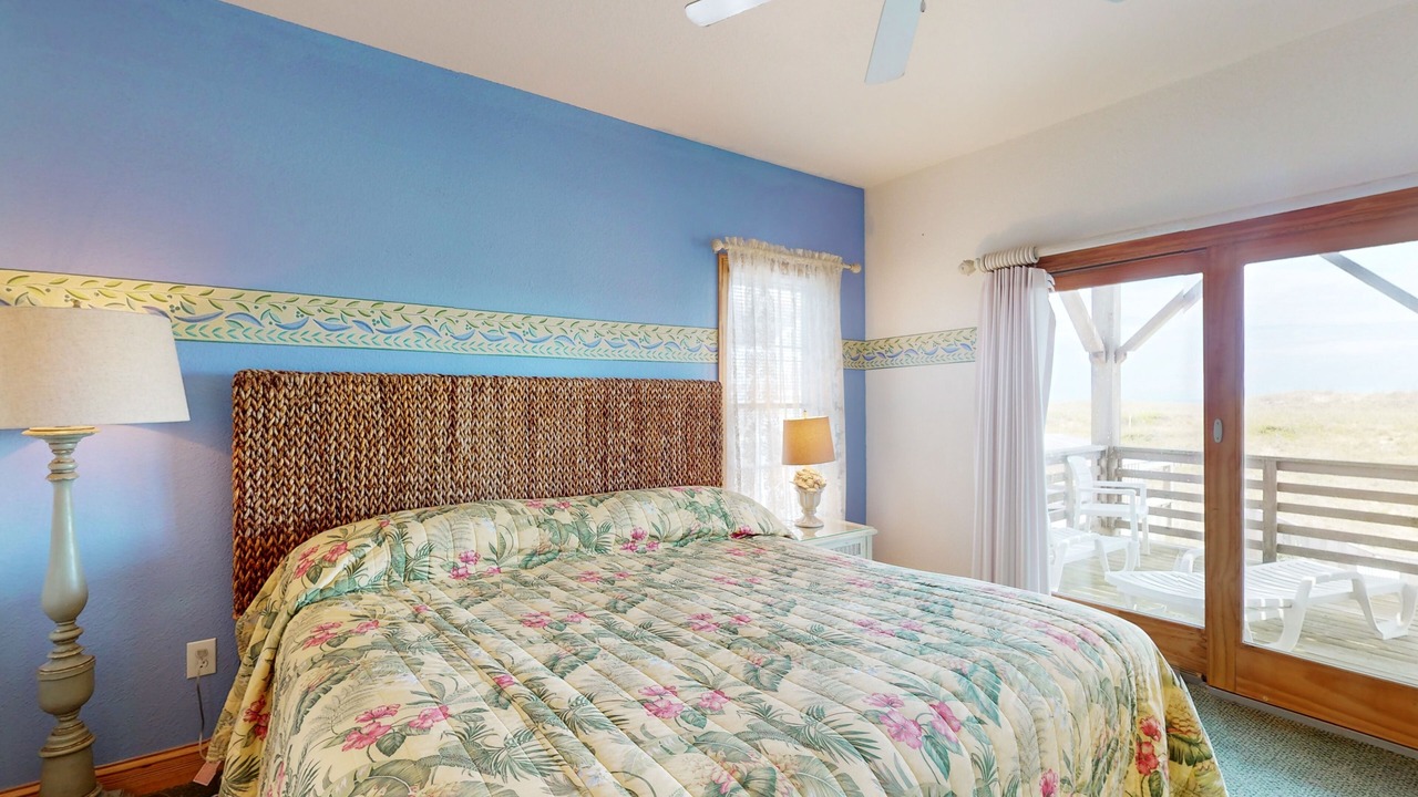 Photo of Bedroom in Hatteras