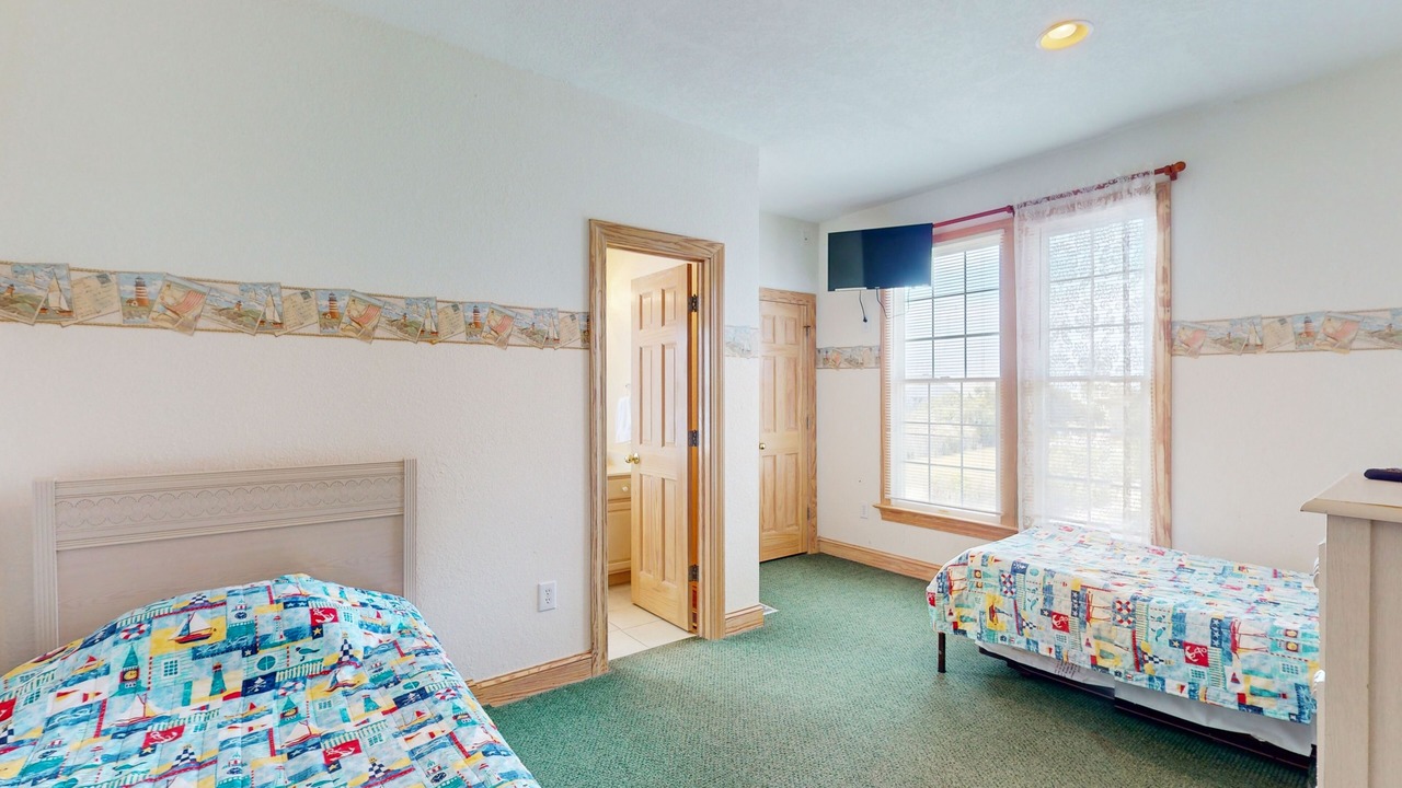Photo of Bedroom in Hatteras