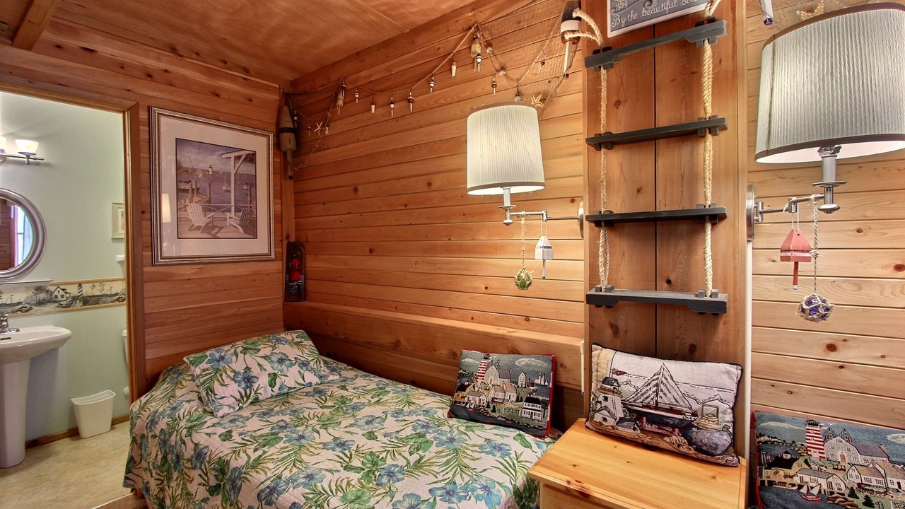 Photo of Bedroom in Buxton