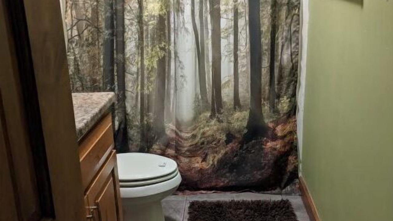Photo of Bathroom in Bent Creek