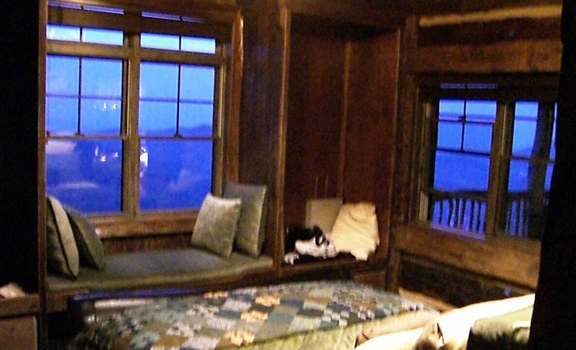 Photo of Others in Sapphire