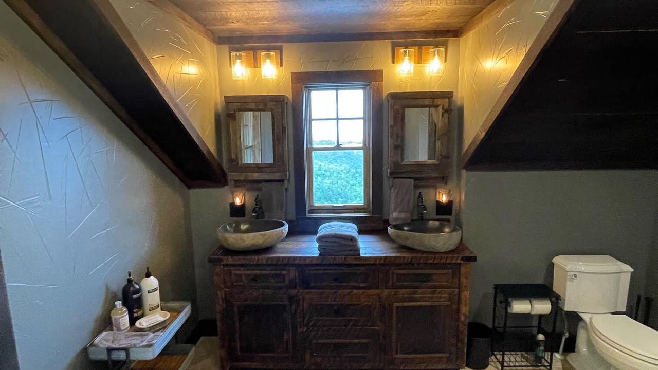 Photo of Bathroom in Sapphire