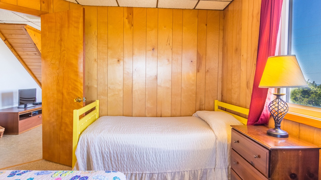 Photo of Bedroom in Avon