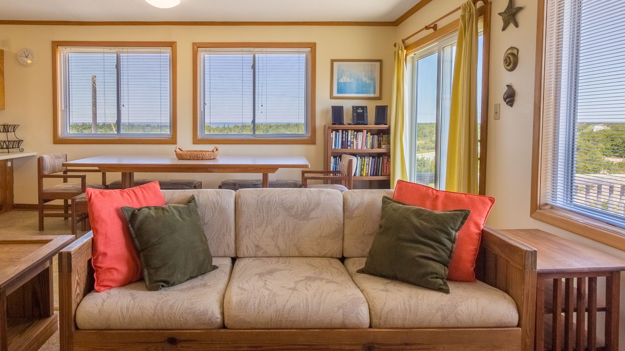 Photo of Livingroom in Avon