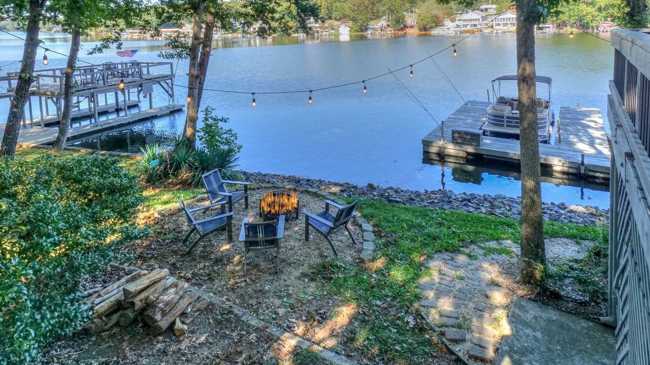 Photo of Outdoor in New London
