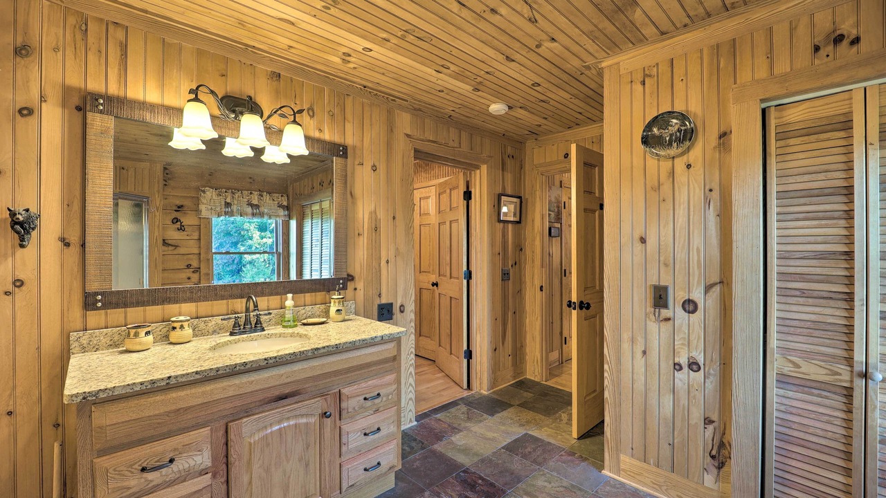 Photo of Bathroom in Hays
