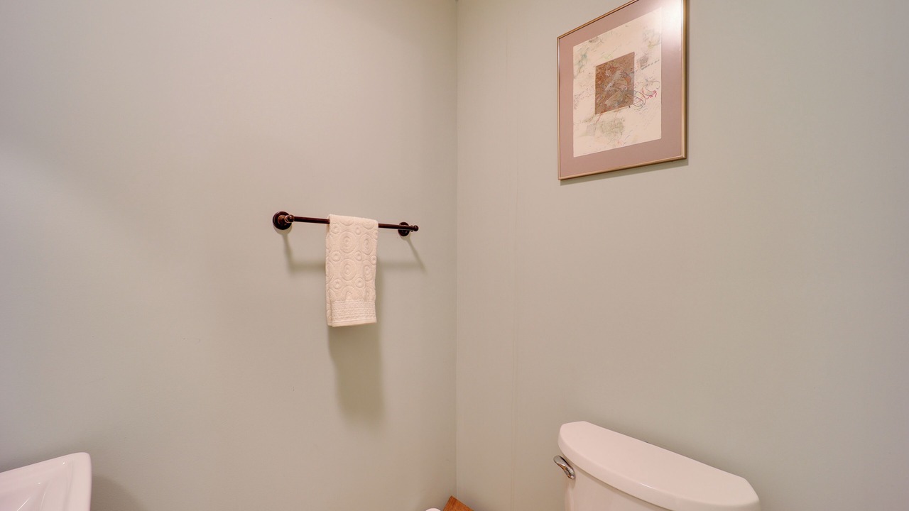 Photo of Bathroom in Newland