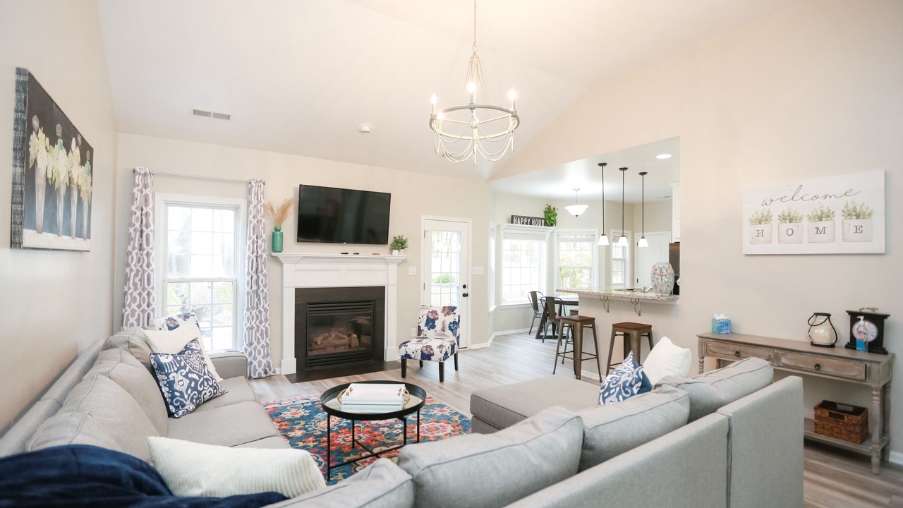 Photo of Livingroom in Stallings