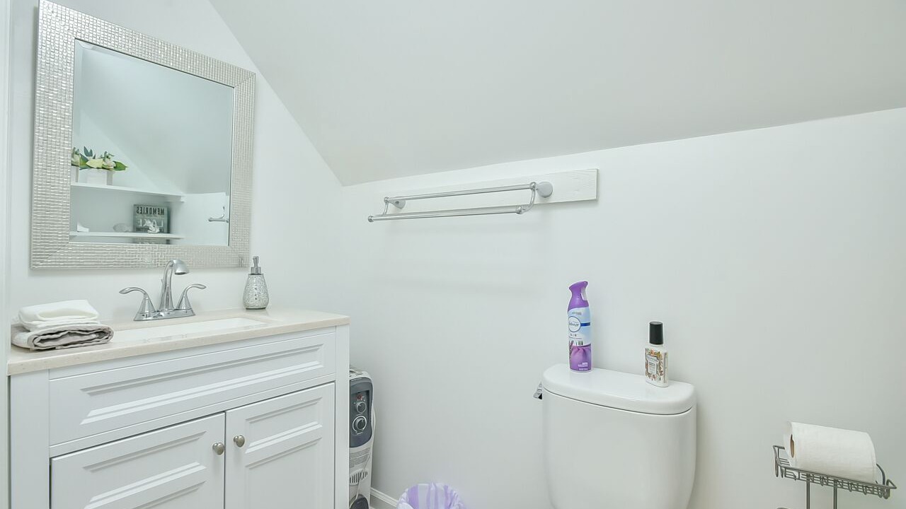 Photo of Bathroom in Roxboro