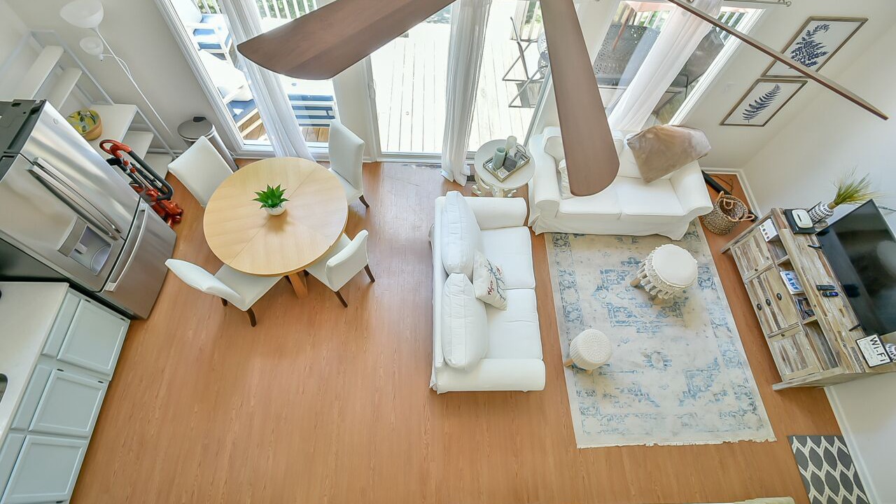 Photo of Livingroom in Roxboro