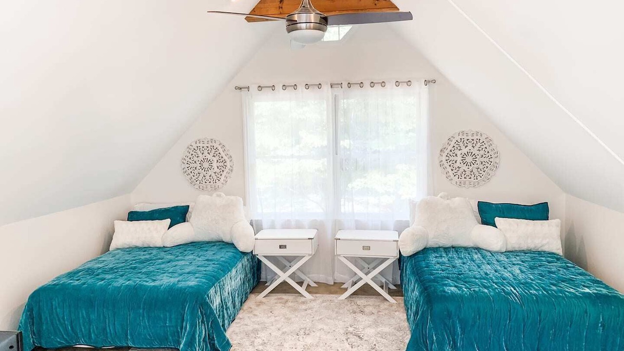 Photo of Bedroom in Roxboro