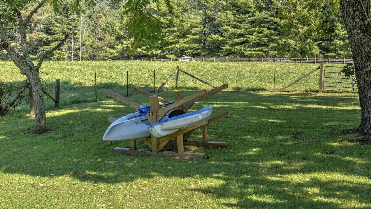 Photo of Others in Weaverville