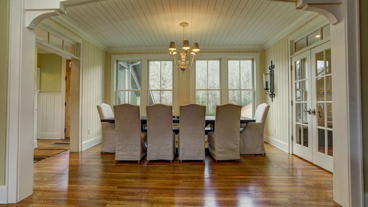 Photo of Bedroom in Balsam Grove