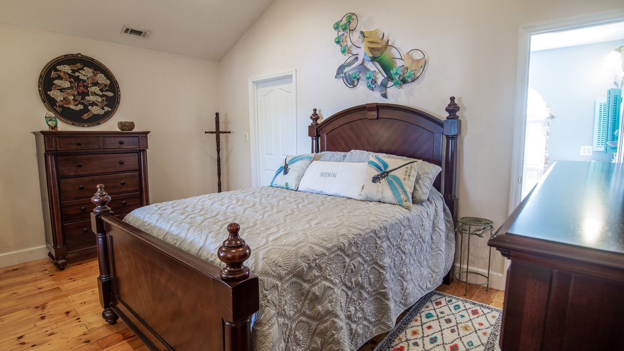 Photo of Bedroom in Oriental