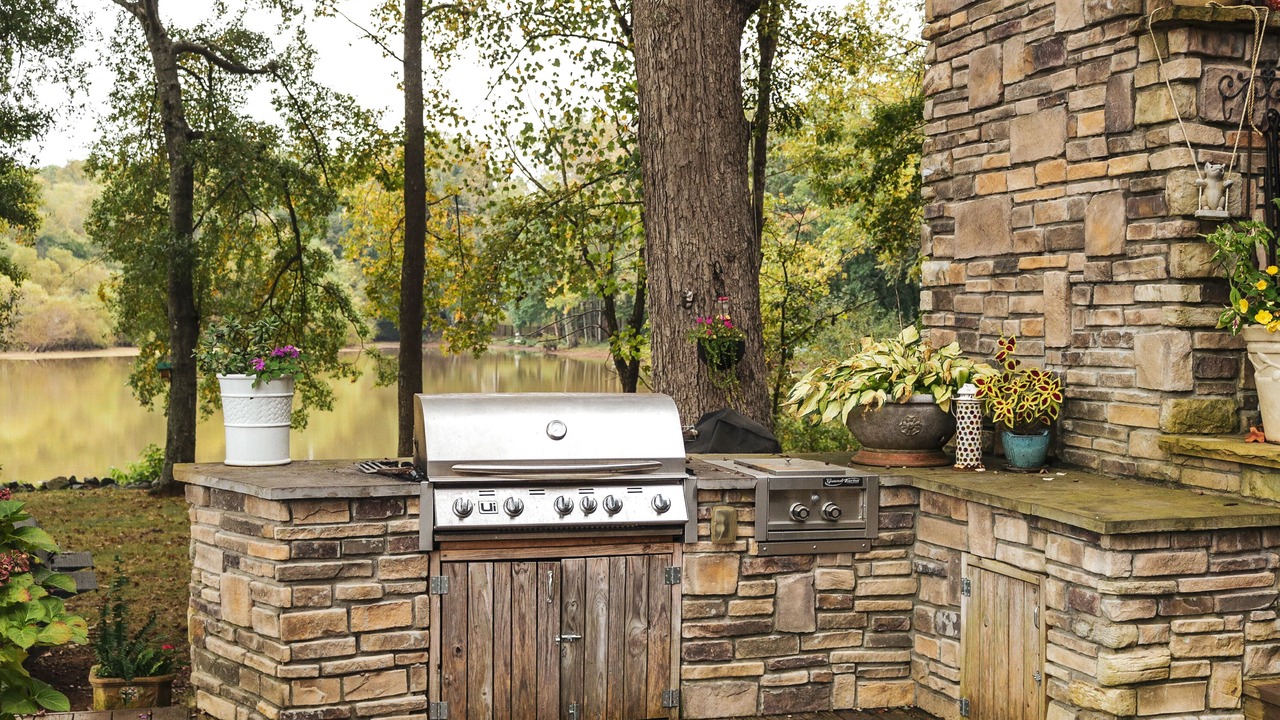 Photo of Outdoor in Dixie - Berryhill