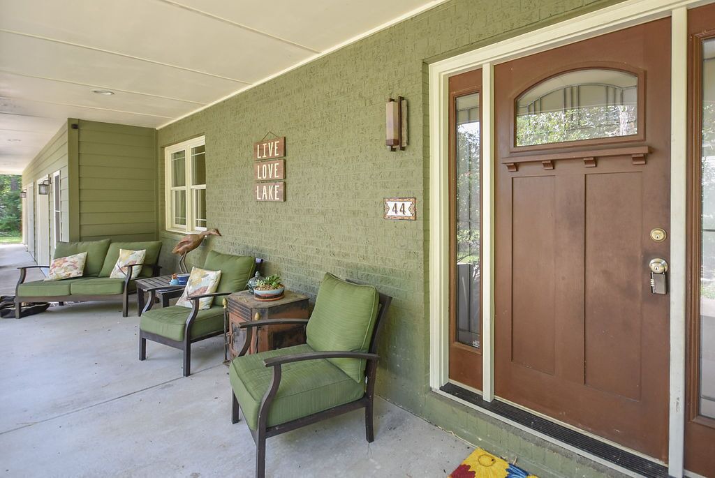Photo of Outdoor in Olivia