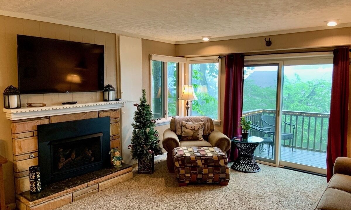 Photo of Livingroom in Beech Mountain