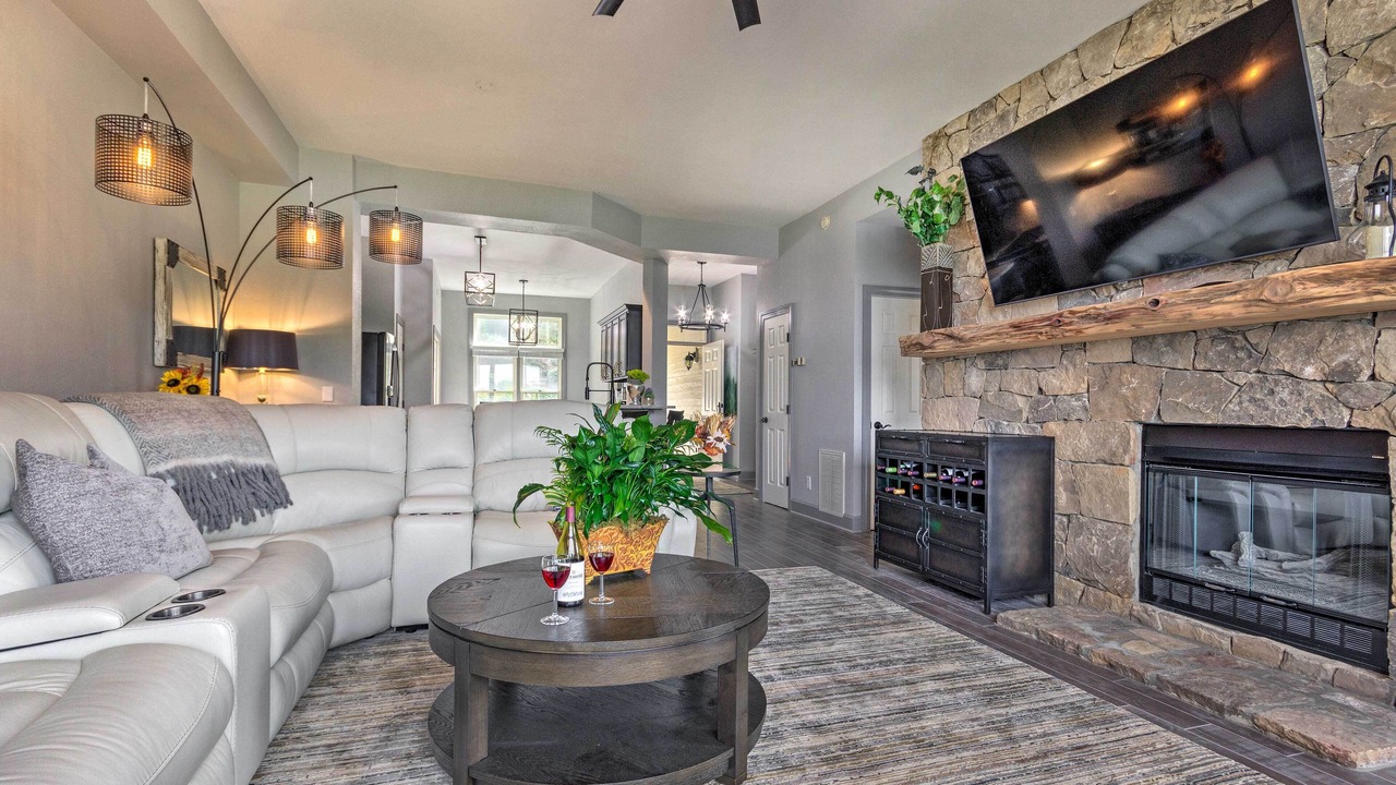 Photo of Livingroom in Mountain Air