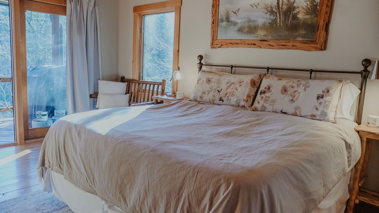 Photo of Bedroom in Lake Toxaway