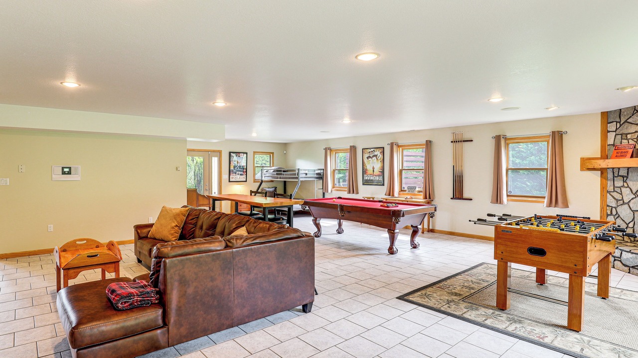 Photo of Bedroom in Swannanoa
