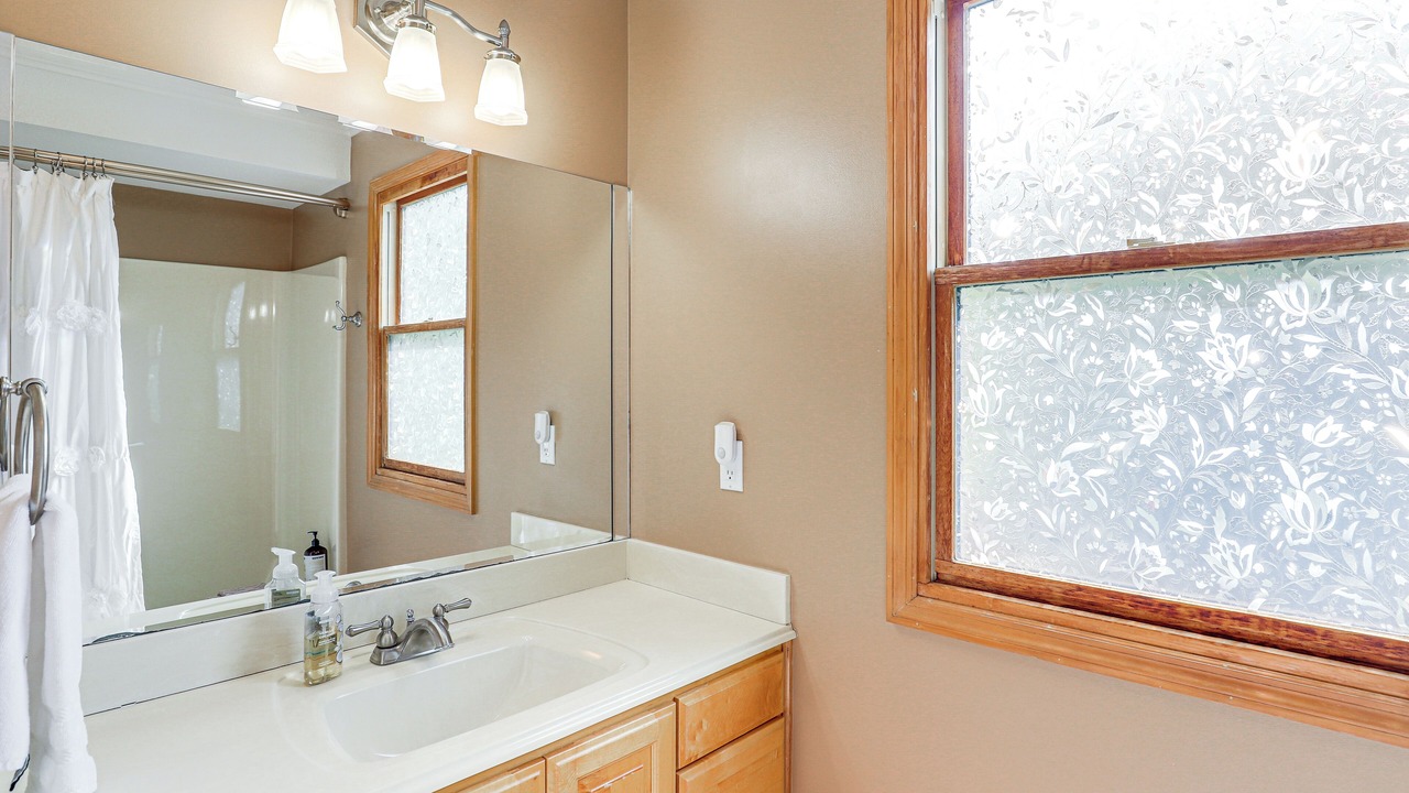 Photo of Bathroom in Swannanoa