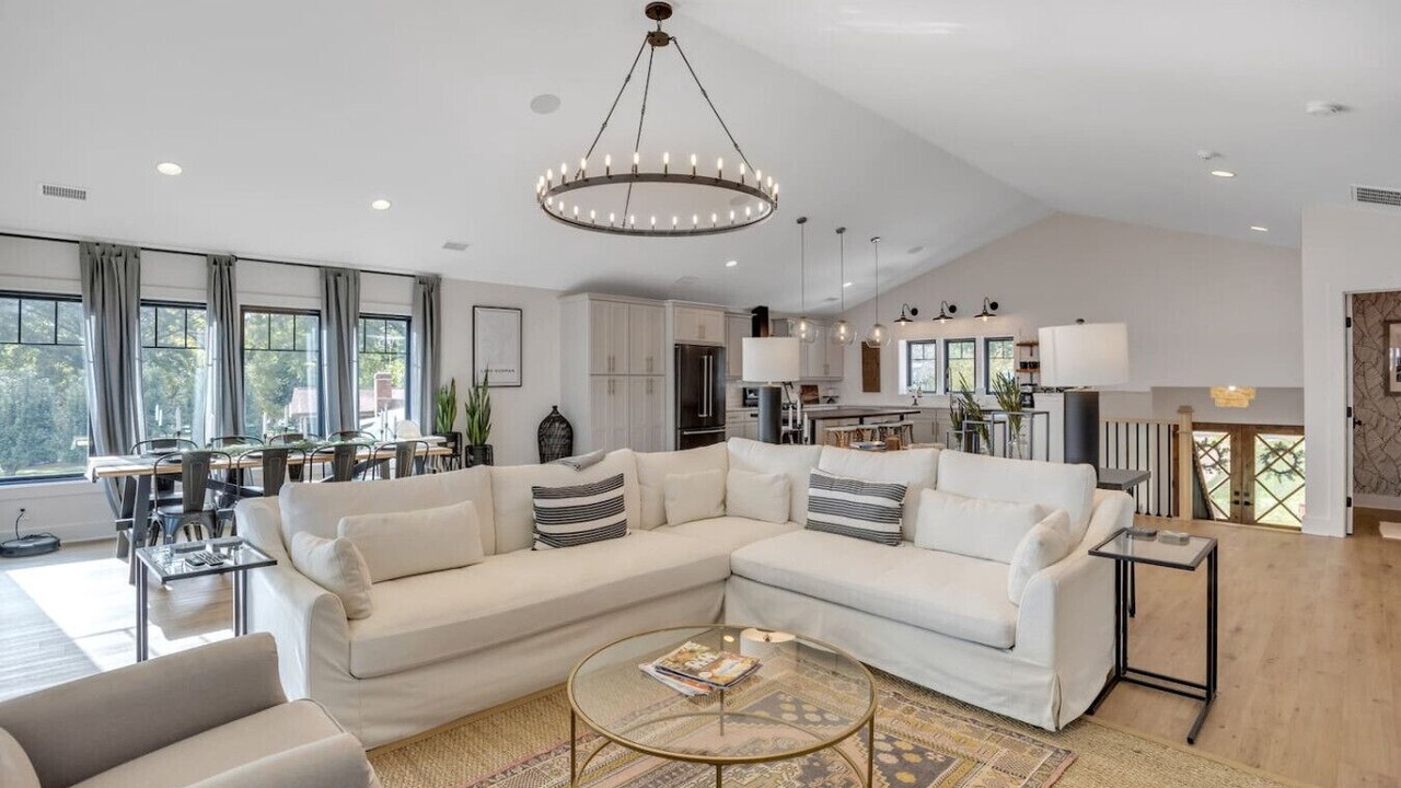 Photo of Bedroom in Lake Norman of Catawba