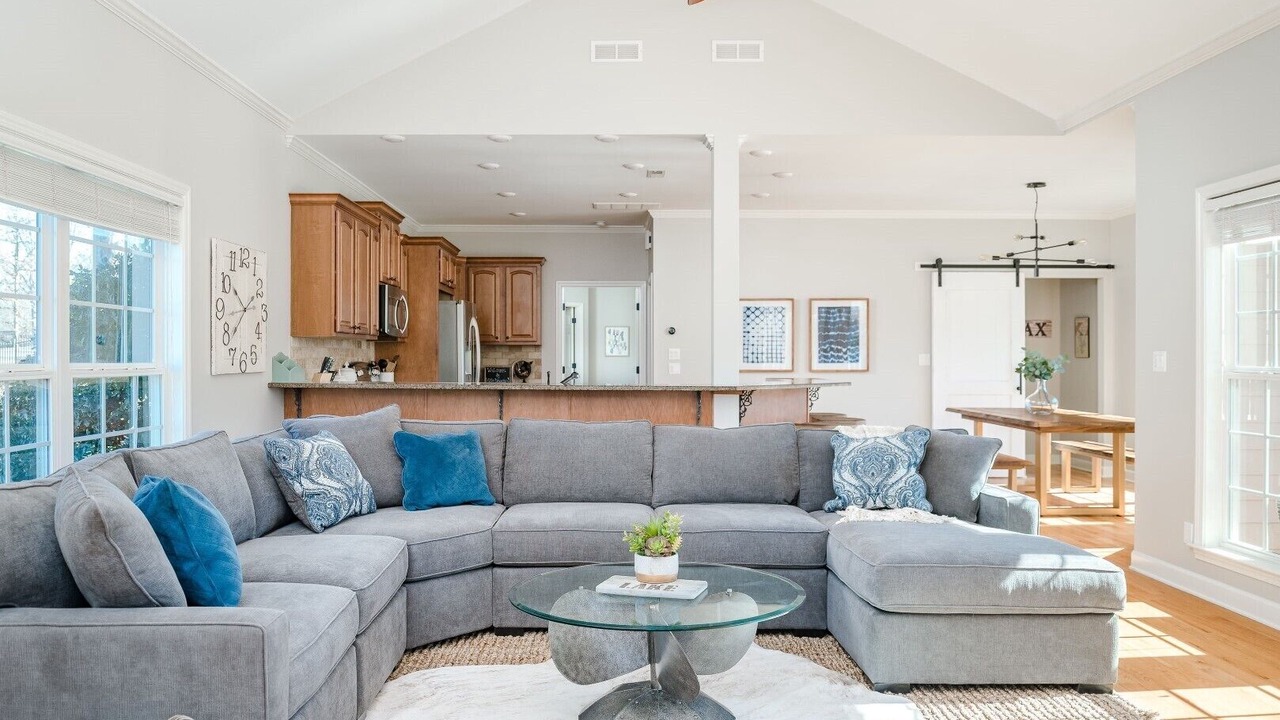 Photo of Livingroom in Troutman